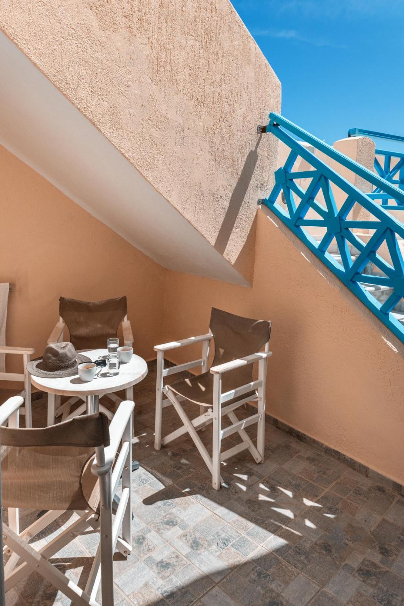 Perissa Bay Hotel Exterior photo